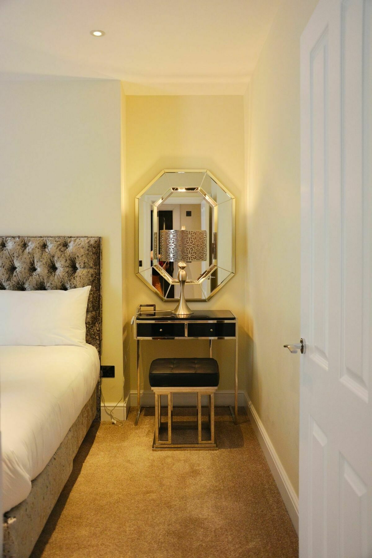 Pinnacle Residences - Cambridge Екстер'єр фото